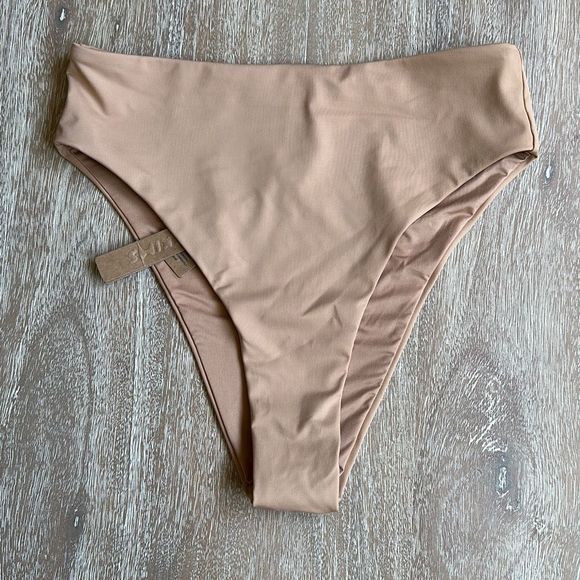 SKIMS Signature Swim Bandeau Bikini Top & Mid Waist Bottom Orche Bottom Size S - Picture 5 of 8